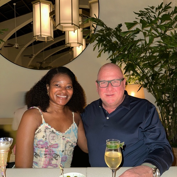 Meet your Posher, Margeaux - Picture 2 of 7